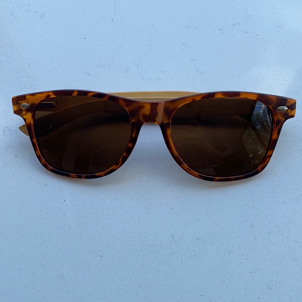 Lefrik bamboo sunnies - Picture 3 of 7